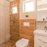 Pet Friendly In Radasinovci Ferienhaus Drliceve Kuce