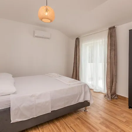 Prázdninový dům Pet Friendly In Radasinovci